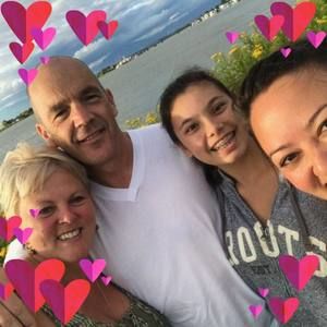 Meet your Posher, Anna